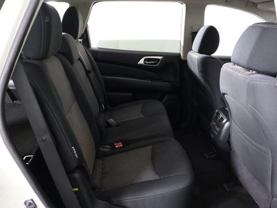 2020 Nissan Pathfinder SV