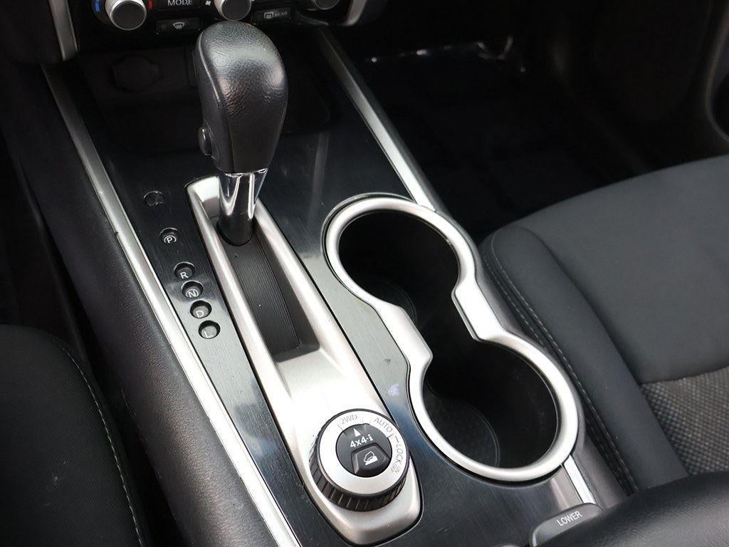 2020 Nissan Pathfinder SV