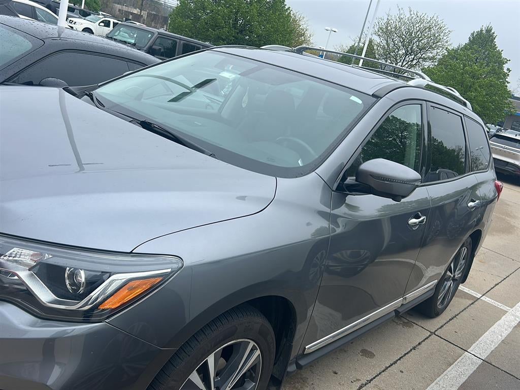 2020 Nissan Pathfinder Platinum
