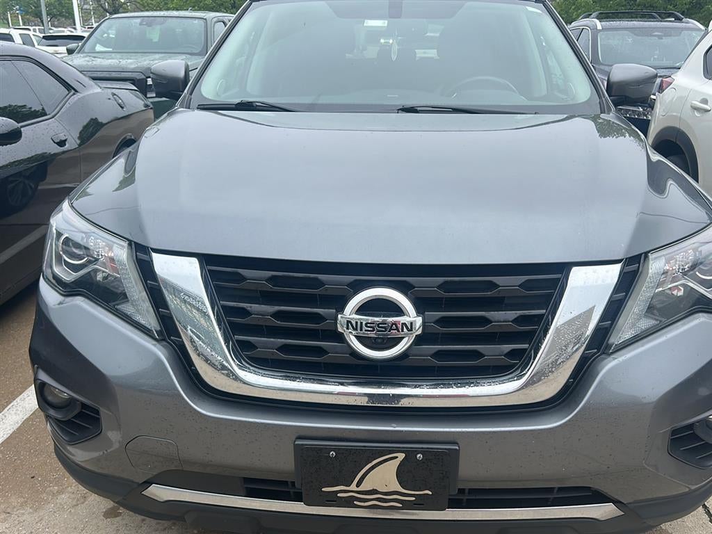 2020 Nissan Pathfinder Platinum