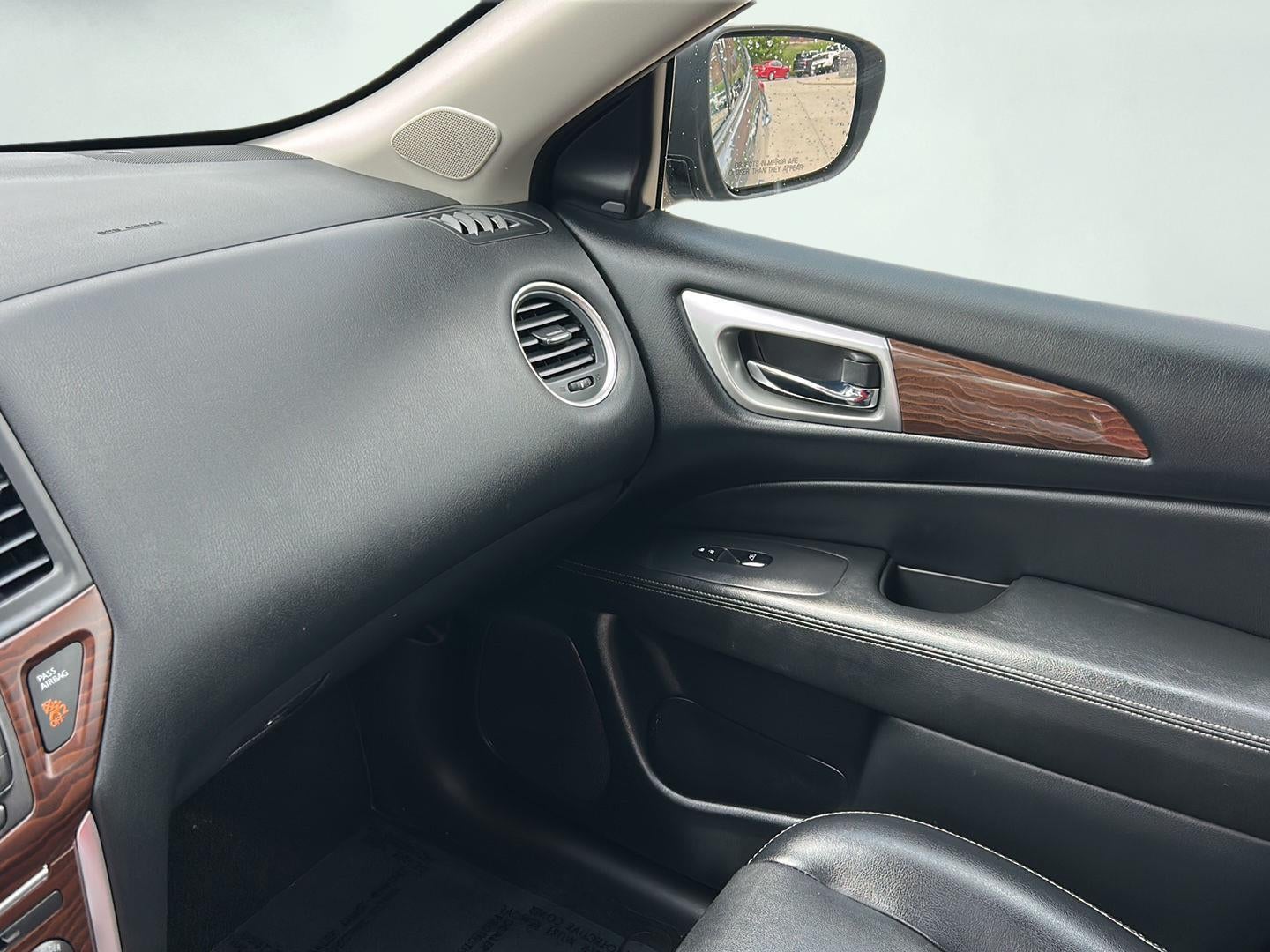 2020 Nissan Pathfinder Platinum