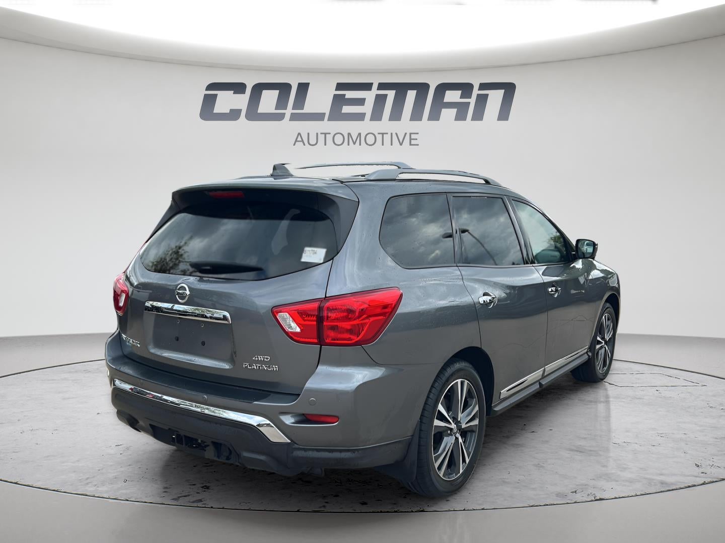 2020 Nissan Pathfinder Platinum