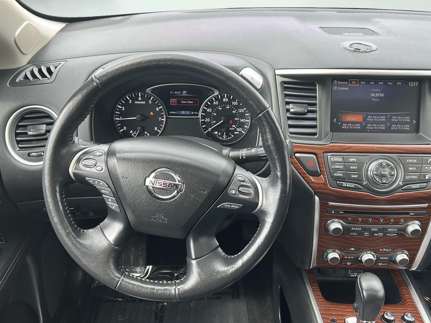 2018 Nissan Pathfinder Platinum