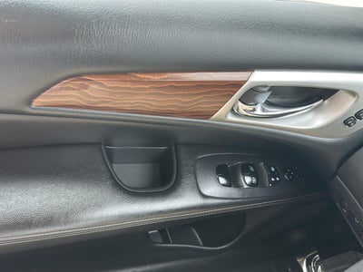 2018 Nissan Pathfinder Platinum
