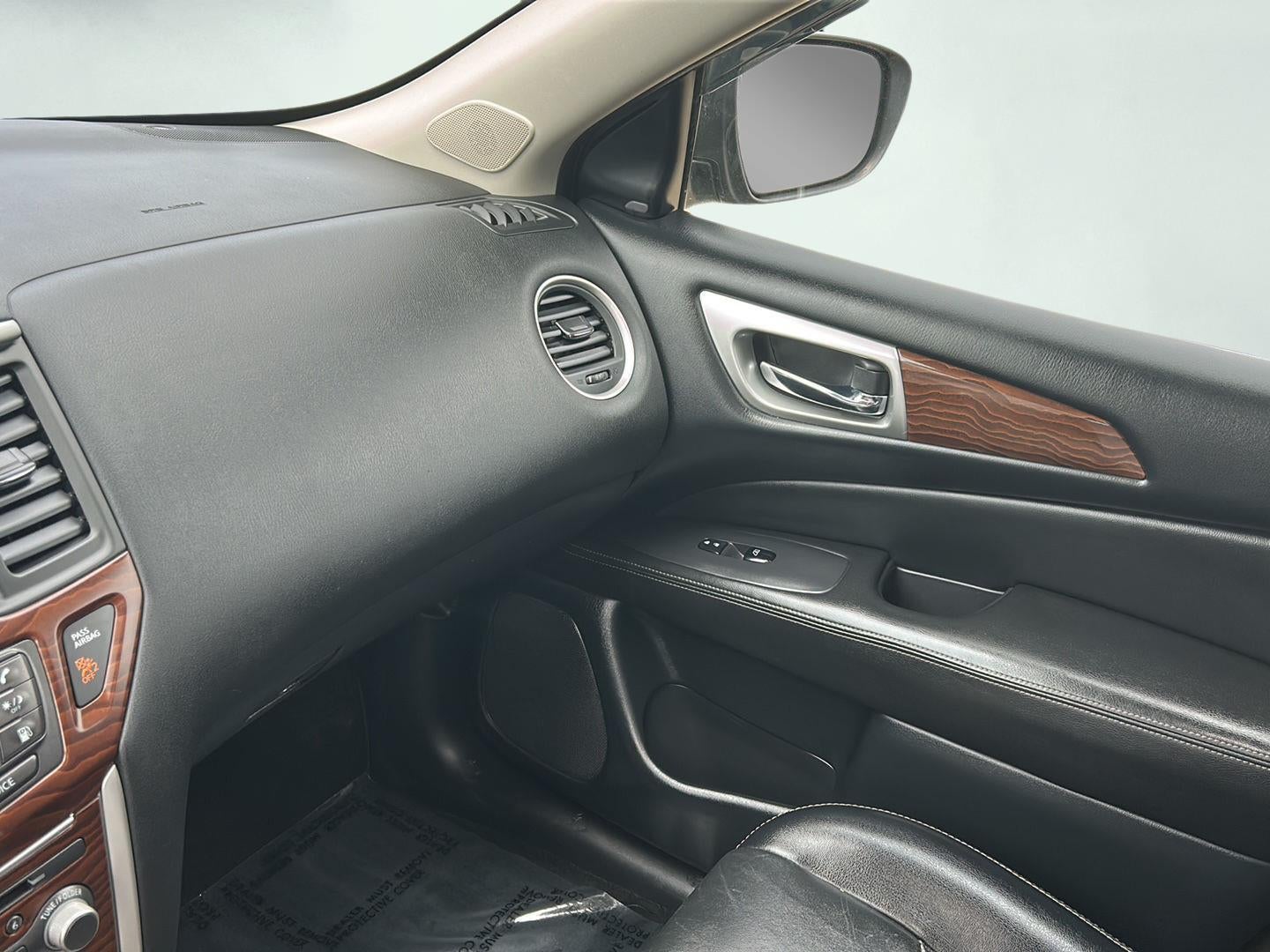 2018 Nissan Pathfinder Platinum