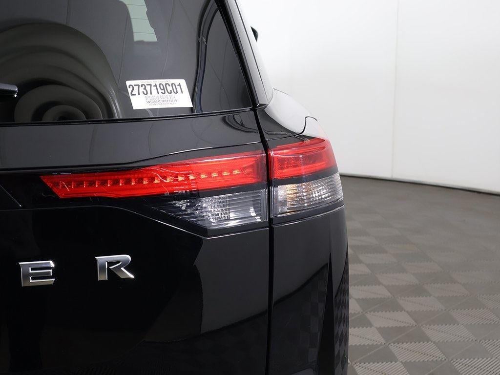 2024 Nissan Pathfinder S