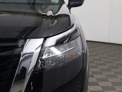 2024 Nissan Pathfinder S