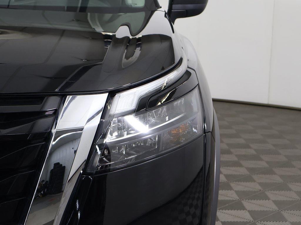 2024 Nissan Pathfinder S