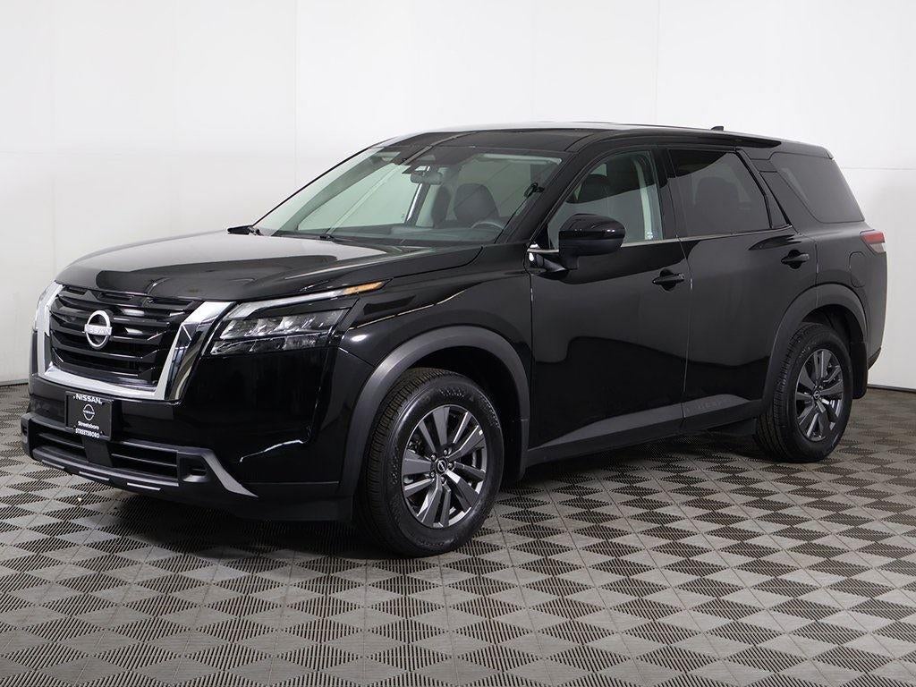 2024 Nissan Pathfinder S