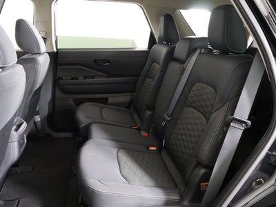 2024 Nissan Pathfinder S