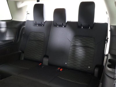 2024 Nissan Pathfinder S