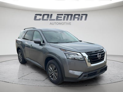 2024 Nissan Pathfinder SV