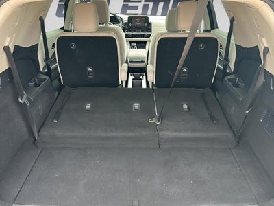 2024 Nissan Pathfinder SV