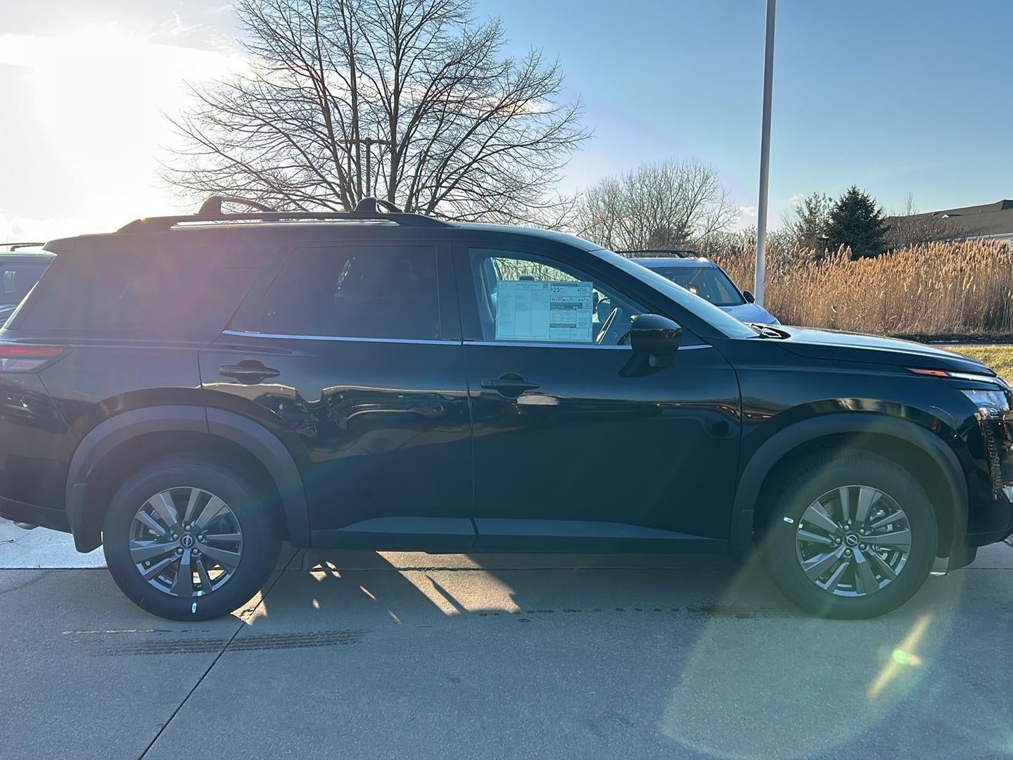 2026 Nissan Pathfinder SV