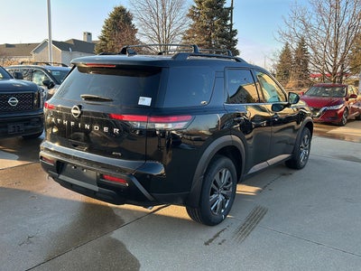 2026 Nissan Pathfinder SV