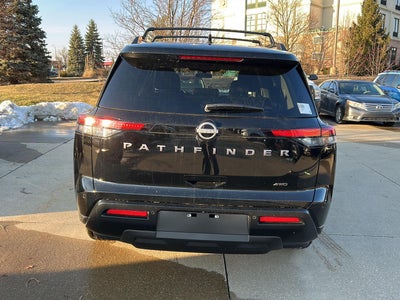 2026 Nissan Pathfinder SV
