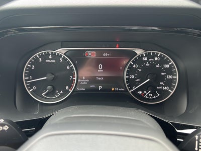 2026 Nissan Pathfinder SV