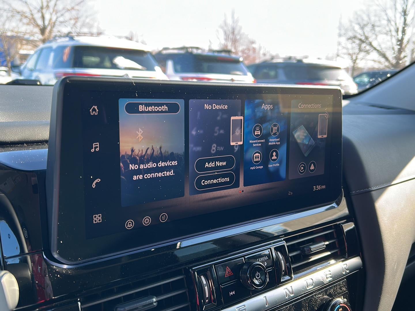 2026 Nissan Pathfinder SV