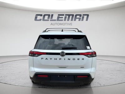 2026 Nissan Pathfinder SV