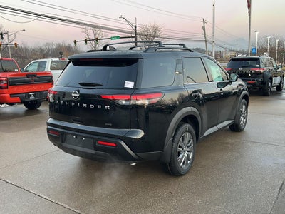 2026 Nissan Pathfinder SV