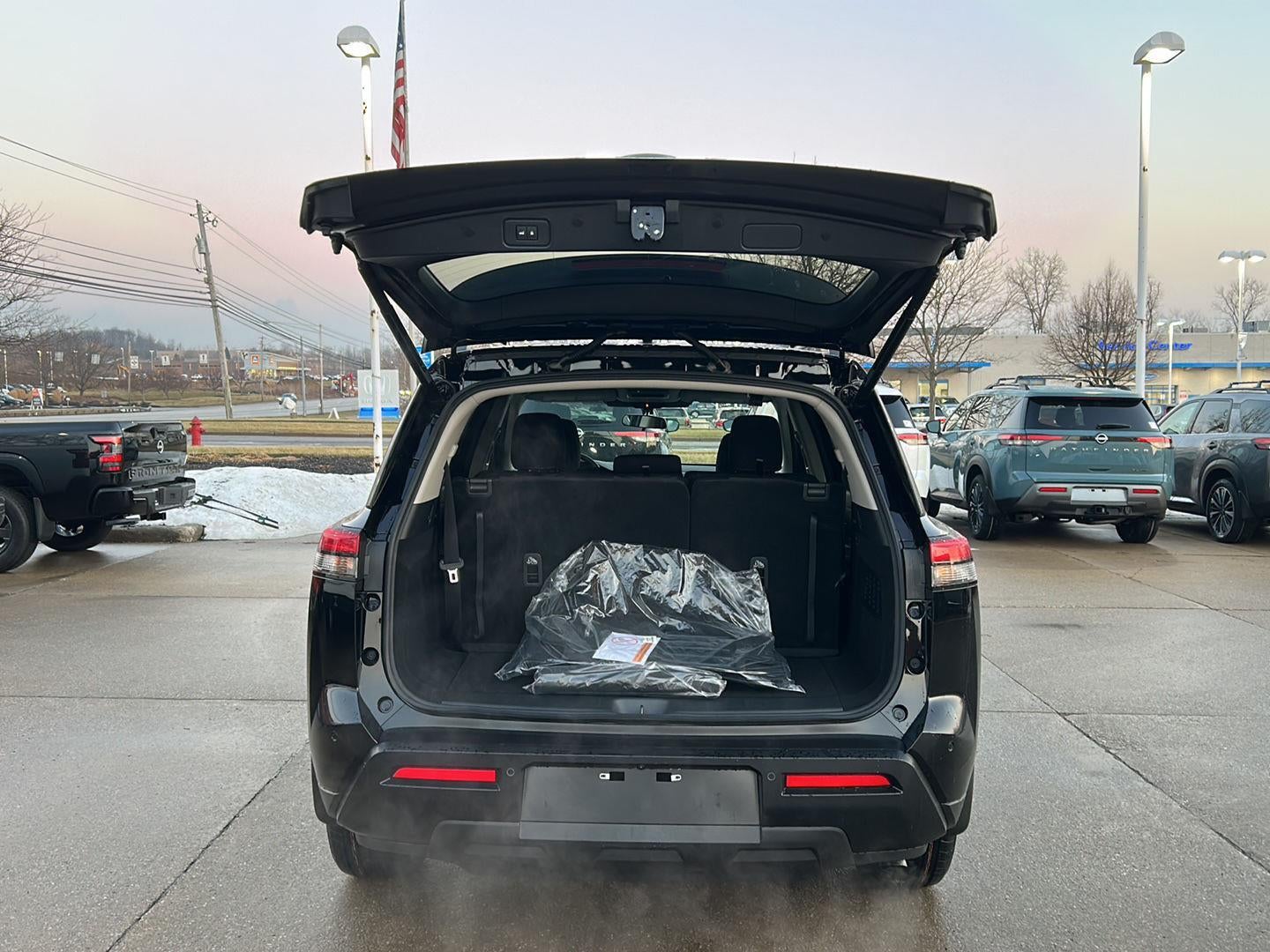 2026 Nissan Pathfinder SV