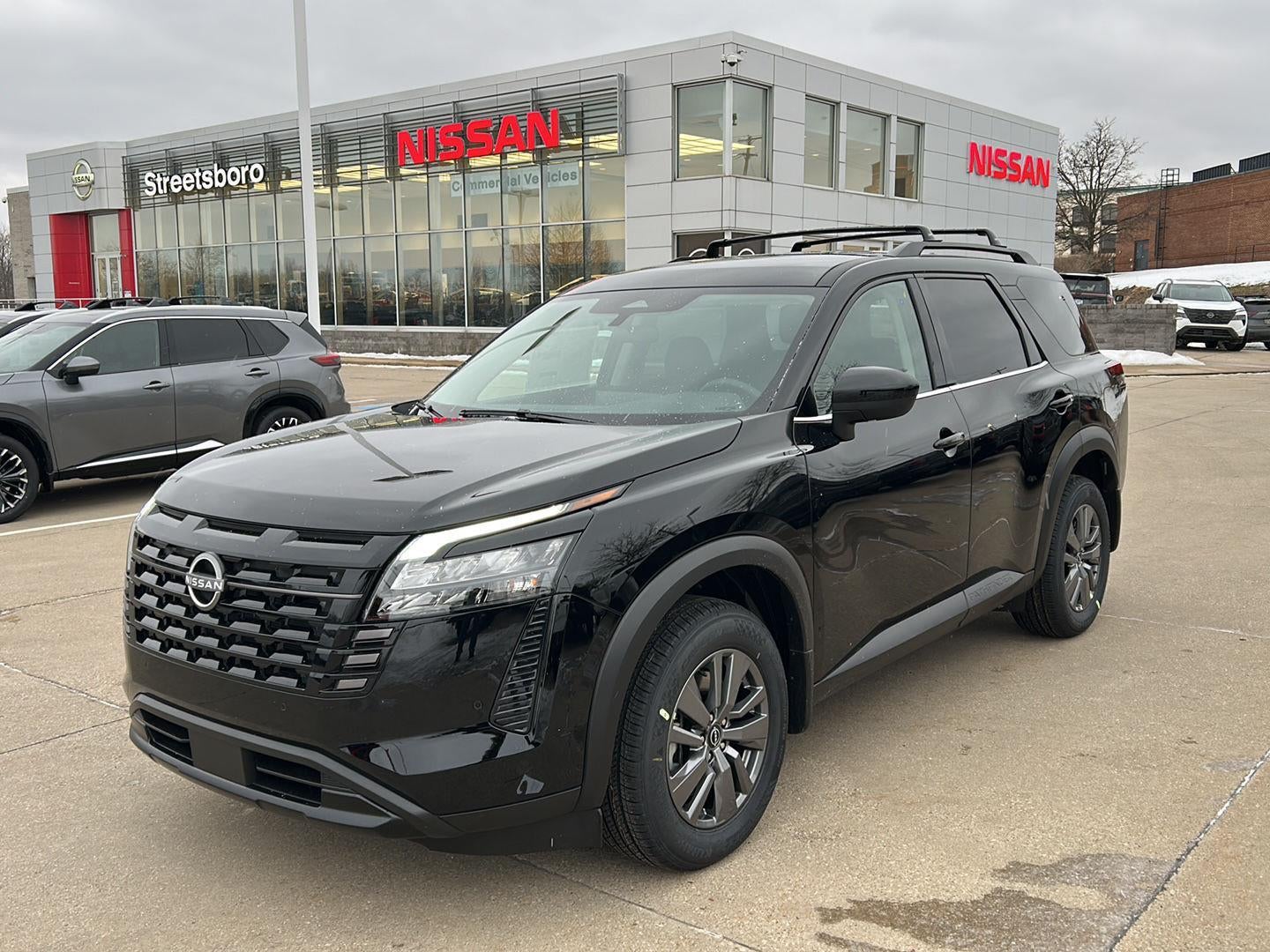 2026 Nissan Pathfinder SV