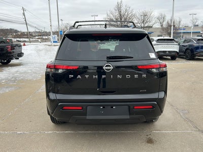 2026 Nissan Pathfinder SV