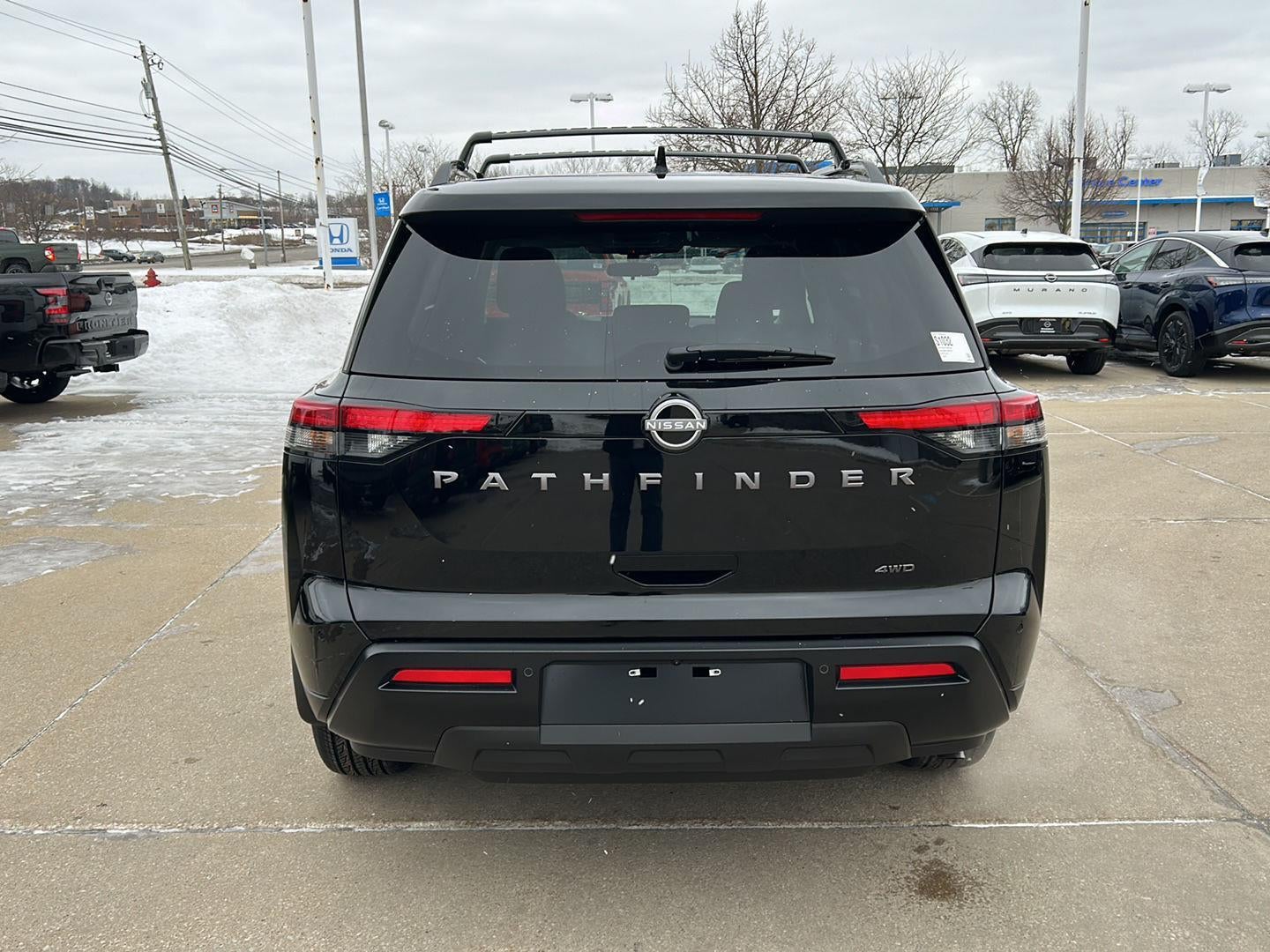 2026 Nissan Pathfinder SV