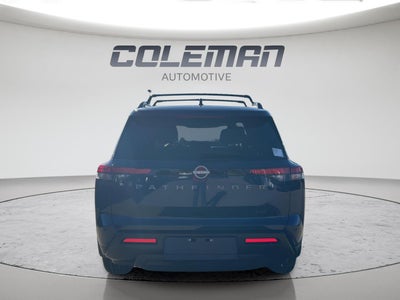 2026 Nissan Pathfinder SV