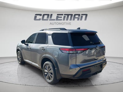 2026 Nissan Pathfinder SV