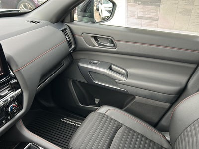 2026 Nissan Pathfinder Rock Creek®