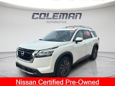 2023 Nissan Pathfinder SL