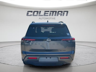 2026 Nissan Pathfinder SL