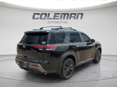2026 Nissan Pathfinder SL