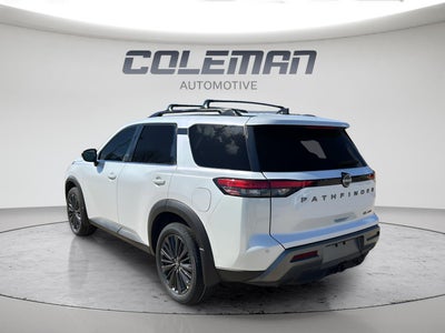 2026 Nissan Pathfinder SL