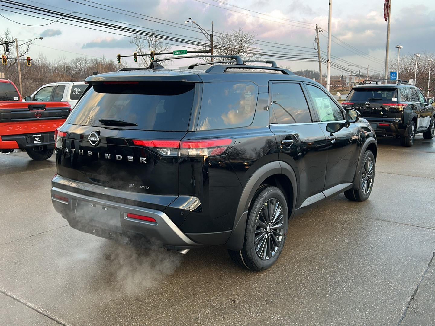 2026 Nissan Pathfinder SL