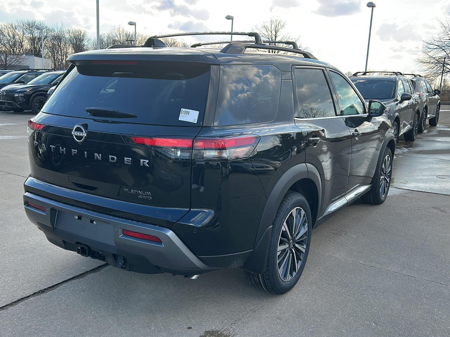 2026 Nissan Pathfinder Platinum