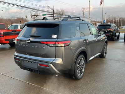 2026 Nissan Pathfinder Platinum