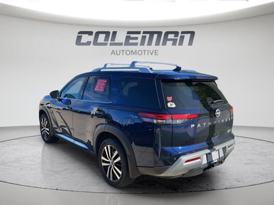 2024 Nissan Pathfinder Platinum