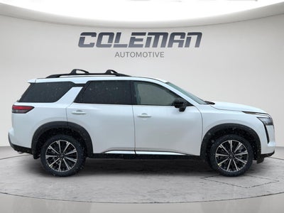 2026 Nissan Pathfinder Platinum