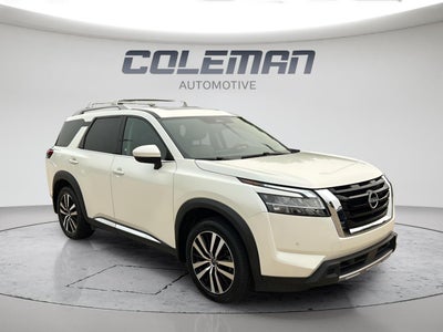 2023 Nissan Pathfinder Platinum