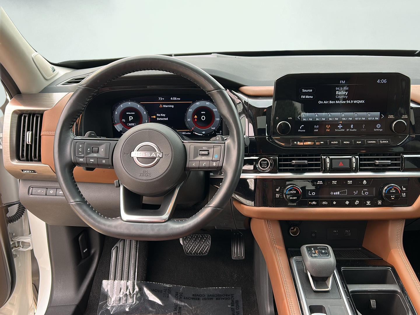 2023 Nissan Pathfinder Platinum