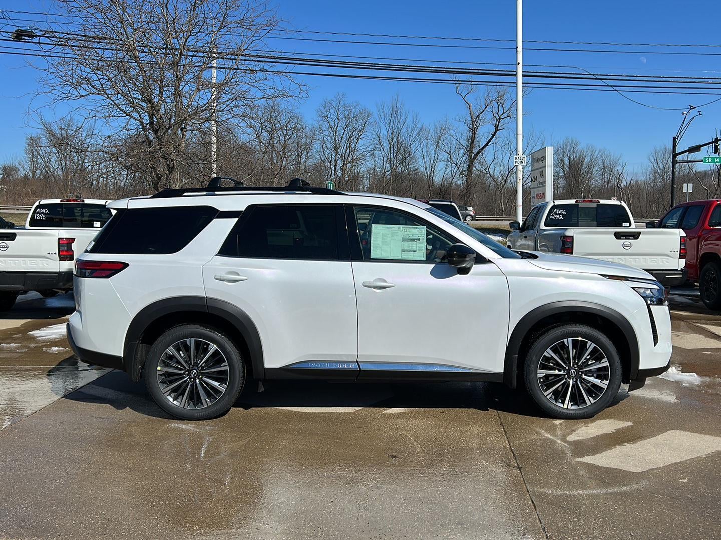 2026 Nissan Pathfinder Platinum