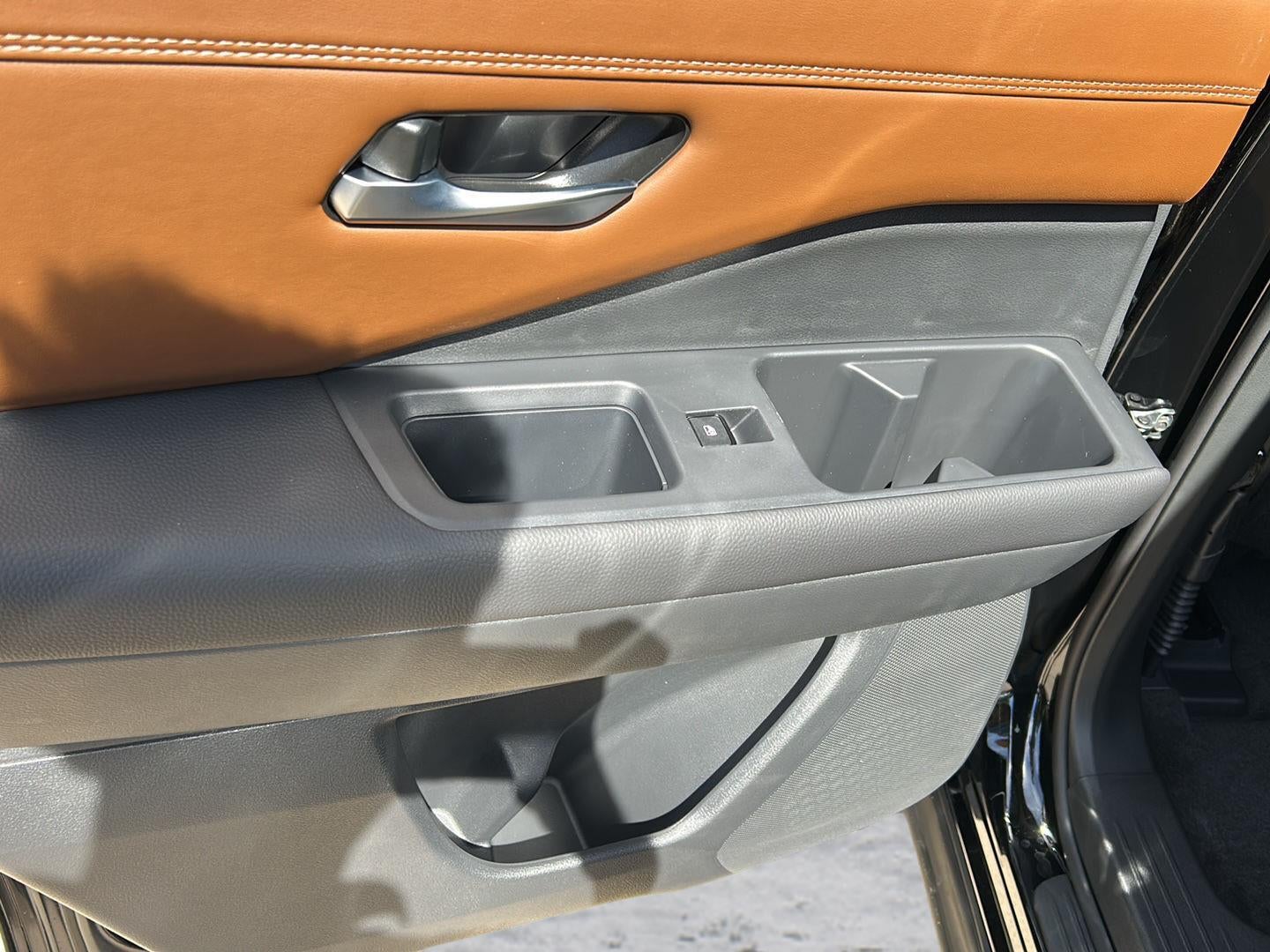 2026 Nissan Pathfinder Platinum 21