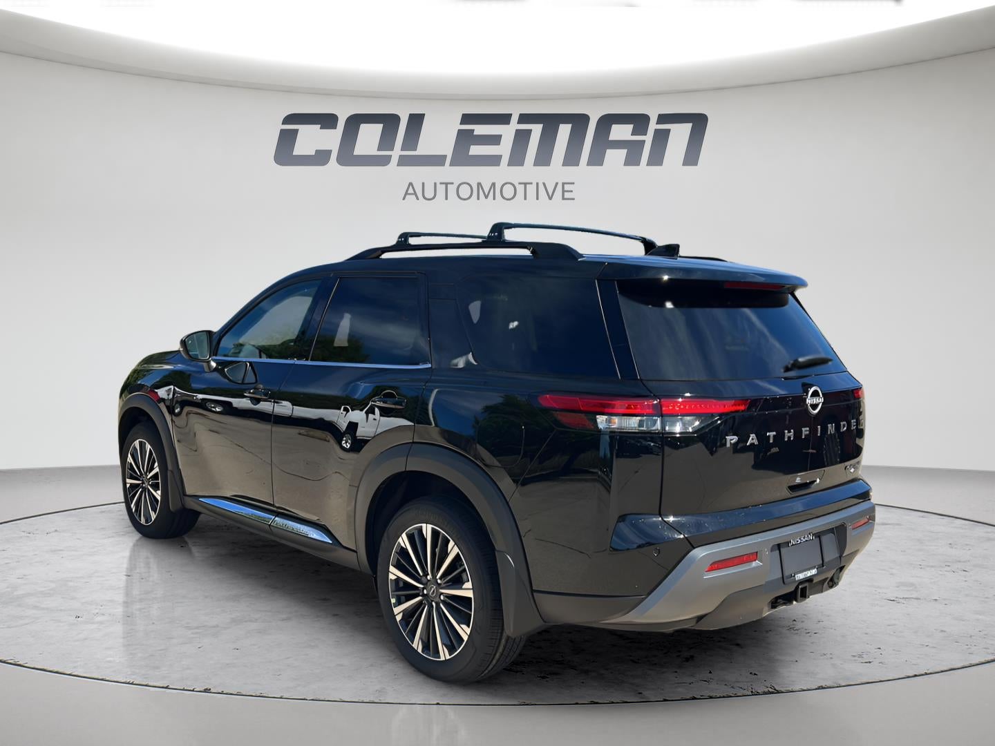 2026 Nissan Pathfinder Platinum 4