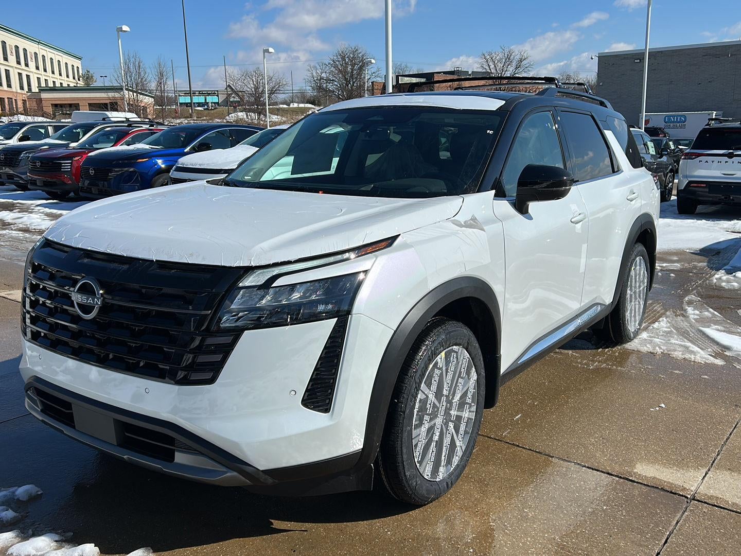 2026 Nissan Pathfinder Platinum