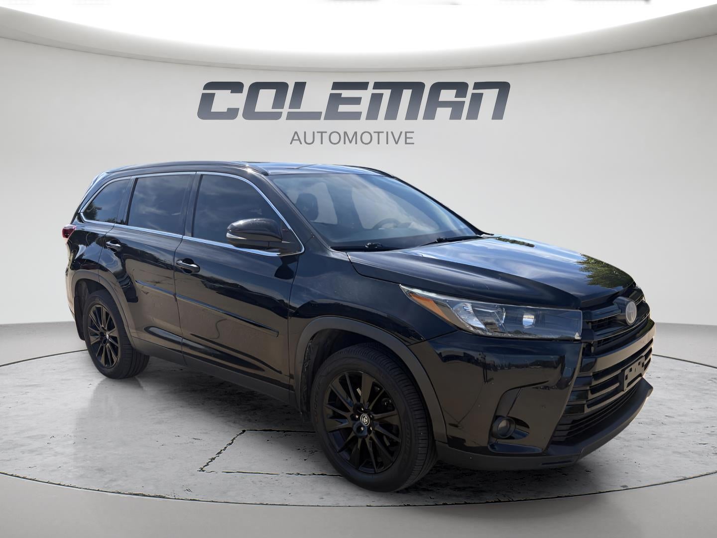 2019 Toyota Highlander SE