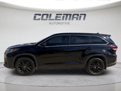 2019 Toyota Highlander SE