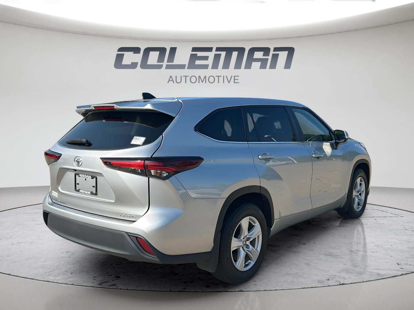 2024 Toyota Highlander LE