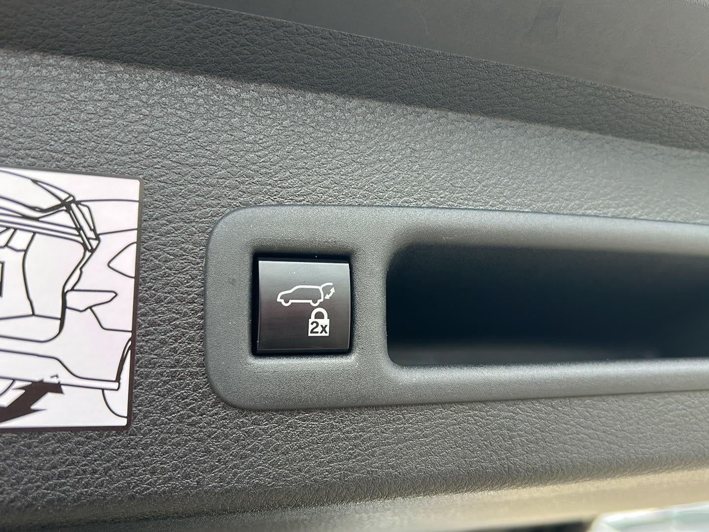 2024 Toyota Sienna Base